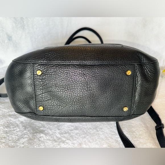 🚨🚨SOLD🚨🚨Tory Burch Hobo Amanda bag - Picture 5 of 12